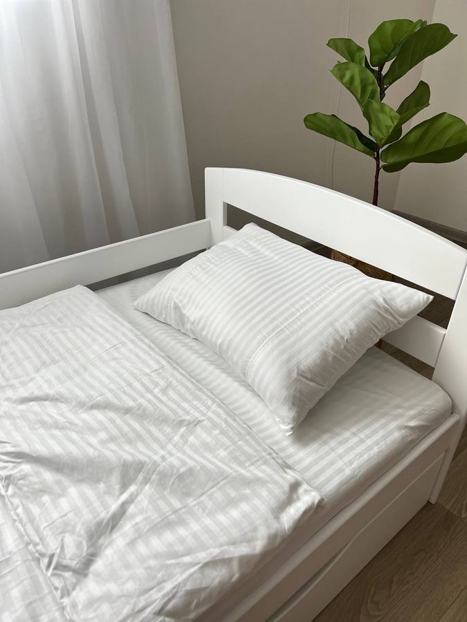 Односпальная кровать для подростка натурального дерева ВИННИ LUNA - БЕЛЫЙ