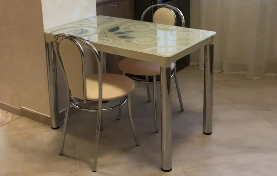 Кухонный маленький стол с рисунком DAMAR II 100x60 SIGNAL кремовый Польша